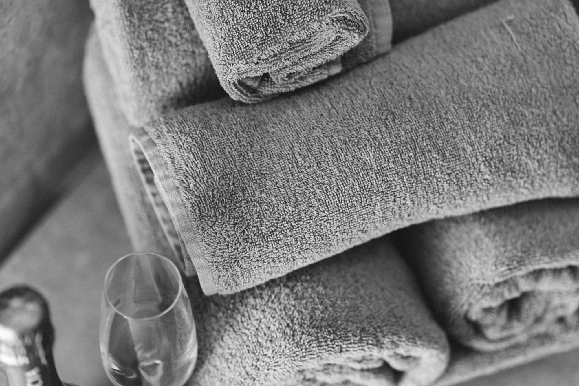 Luxuite Spa Con Piscina E Jacuzzi Alberobello Bagian luar foto
